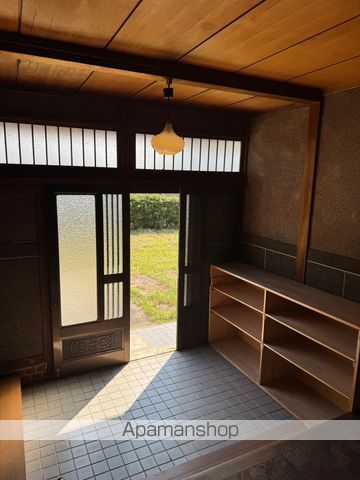 安八郡安八町 2階建 築58年の内装写真