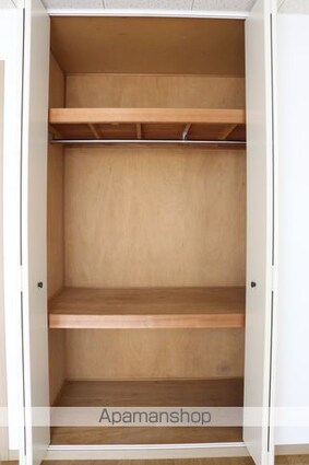 広島県尾道市高須町[1K/27.08m2]の収納