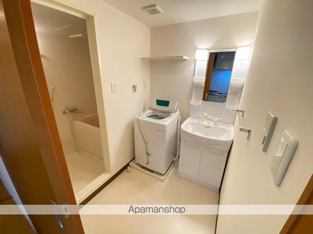 グレイスハイツ東中通タワーの内装写真