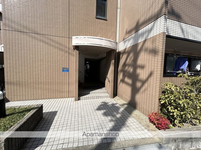 パール久米田の玄関写真