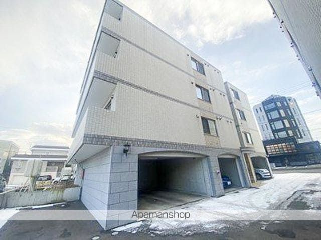アクアトピア真栄の外観写真