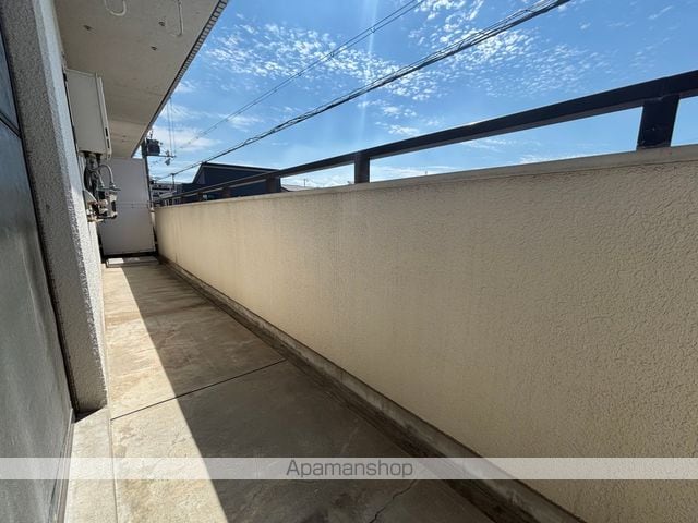 バンクフィールドの内装写真
