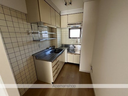 ロイヤルアネックス土居田[3LDK/63m2]のキッチン