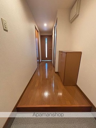 ロザージュⅡ[2DK/44.72m2]の玄関