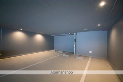 プラウドフラット月島アベニュー[1K/25.05m2]の駐車場2