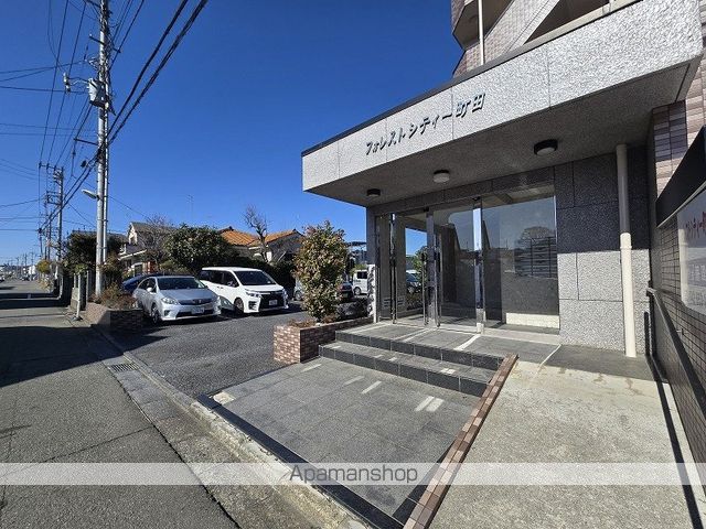フォレストシティー町田の玄関写真