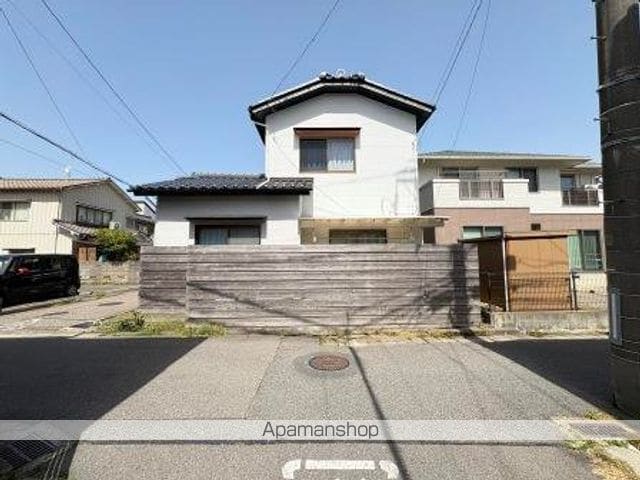 越後線 関屋駅 徒歩8分 2階建 築39年の外観写真