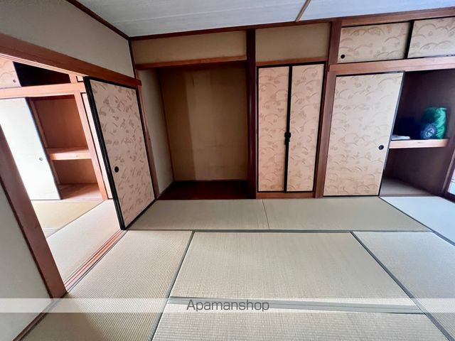 中央本線 土岐市駅 徒歩13分 2階建 築41年の内装写真