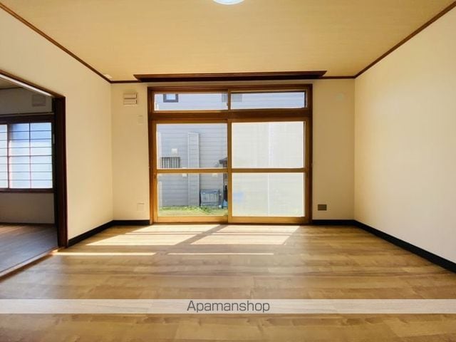 函館市電本線湯川線 湯の川駅 徒歩28分 2階建 築46年の内装写真
