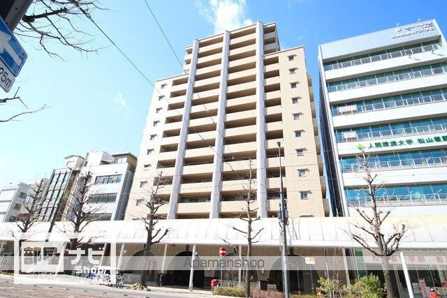 アルファステイツ市駅前の外観写真