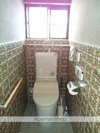 岐阜県多治見市笠原町[6DK/116.75m2]のトイレ