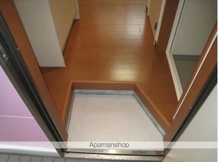 グレースミニヨン[1R/9.56m2]の玄関