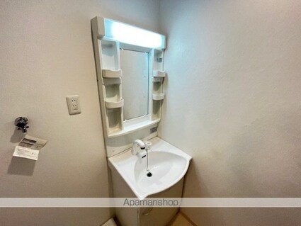 ウエストハイム一ノ割[1K/26.01m2]の洗面所