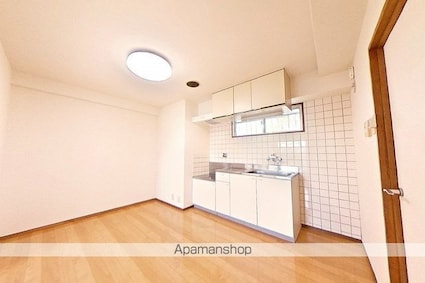 ロイヤル・レジデンス秦[2DK/47.52m2]の内装3