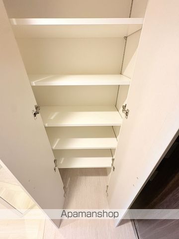 クローバー・レジデンスNAGAIの内装写真