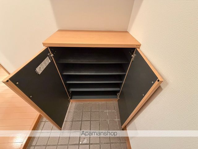 千里泉マンションIの内装写真
