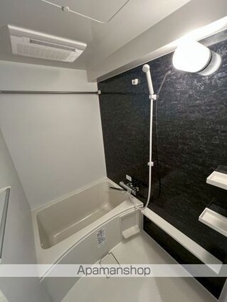 東京都新宿区北新宿４丁目[2K/25.36m2]のバス