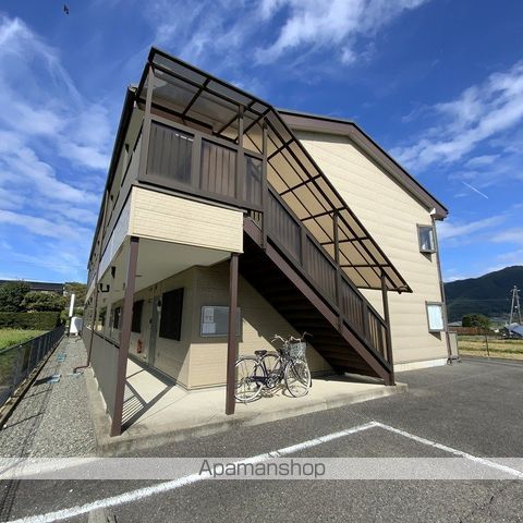 サープラスベルクの外観写真