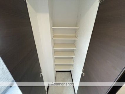 シャルコートＳＯＧＡ[1DK/29.69m2]の玄関