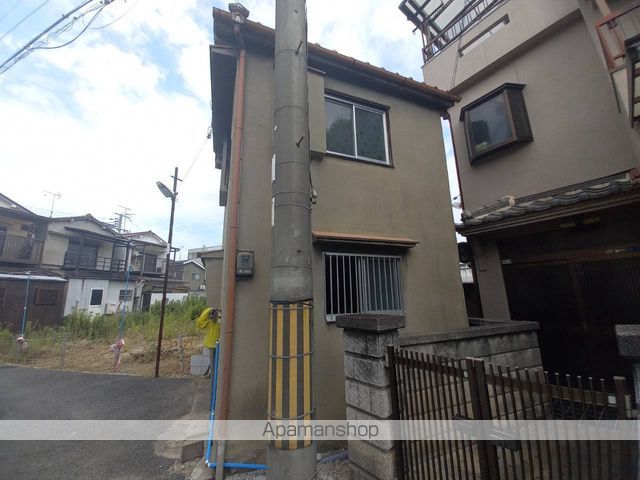 寝屋川市長栄寺町戸建の外観写真
