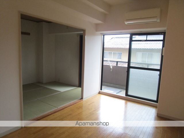 プリムローズの内装写真