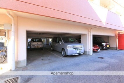 第３成田マンション[1K/16.52m2]の駐車場2