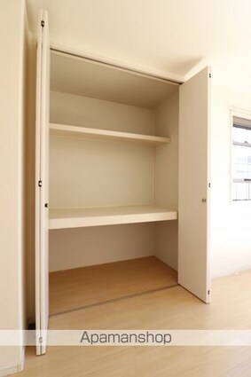 Ａｃｏｒｎ＆Ｓｕｎｆｌｏｗｅｒ[1K/26.67m2]の収納