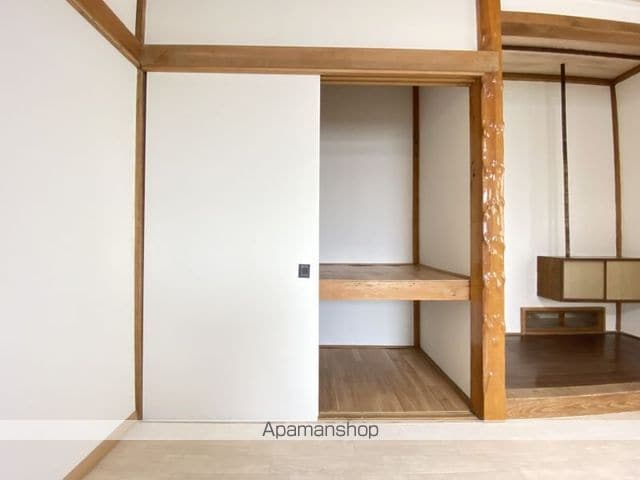末広町10番1棟3戸の内装写真