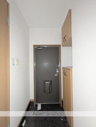 エム・インプレス[1K/31.02m2]の玄関