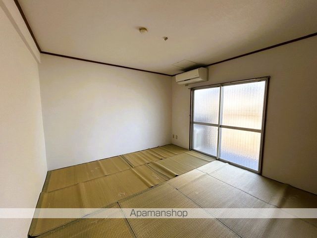古本マンションの内装写真