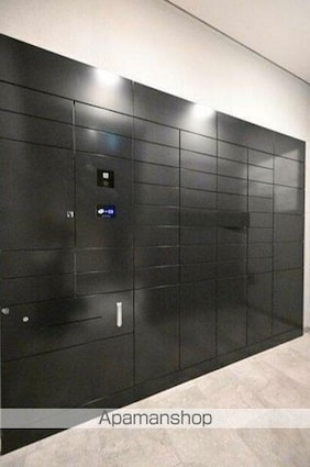 サンウッドフラッツ新宿四谷三丁目[2LDK/45.56m2]の共用部1