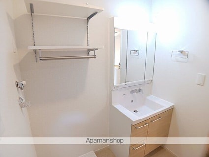 ソレイユカヤノⅥ[2LDK/56.48m2]の洗面所