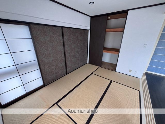 メイプル紫竹山の内装写真