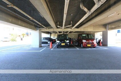 ＡＣＴＹ梅本Ⅱ[3LDK/75.7m2]の駐車場