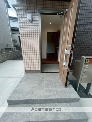 ヴィラ　ウィスタリア　Ｂ棟[3LDK/85.5m2]のエントランス