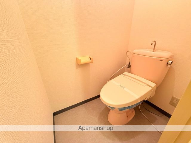 シロハイヌ今米の内装写真