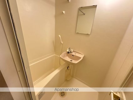 レオパレスＬＵＫＥ[1K/28.02m2]のバス