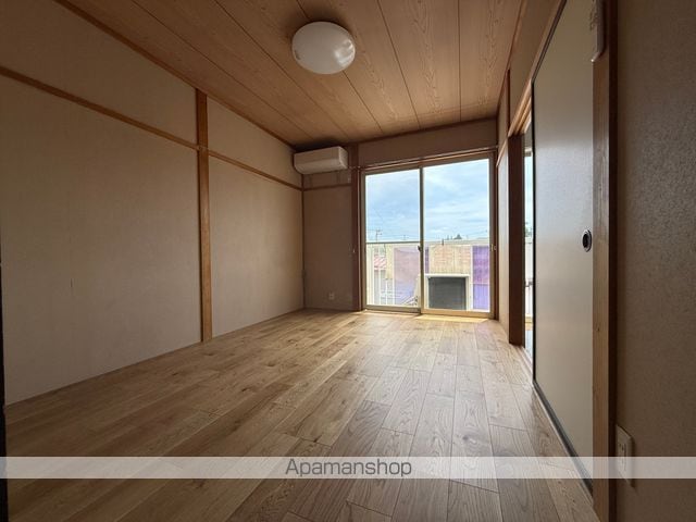 コーポ成田3号棟の内装写真
