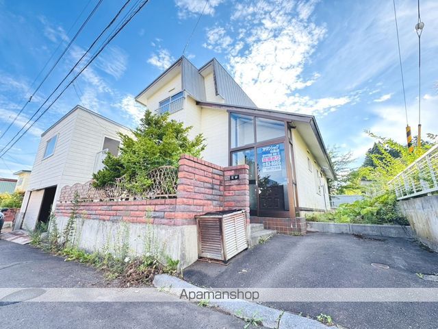 西旭岡町2丁目2番貸家