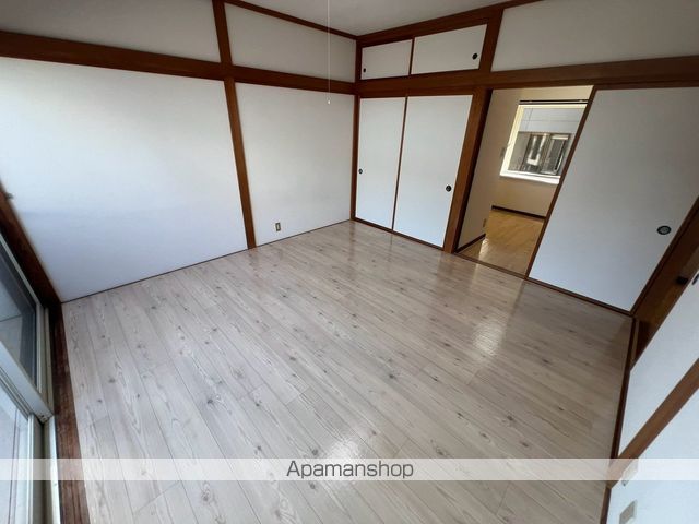 ビューハイツ善の内装写真
