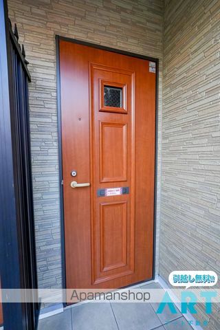 レモンハウスの玄関写真