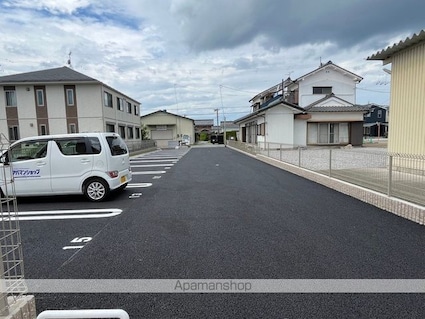 滋賀県彦根市高宮町[2LDK/54.88m2]の駐車場