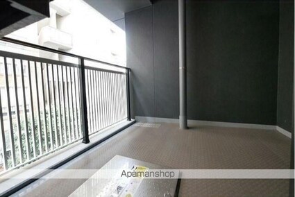 コンフォリア新宿イーストサイドタワーＡＮＮＥＸ[1R/37.04m2]のバルコニー