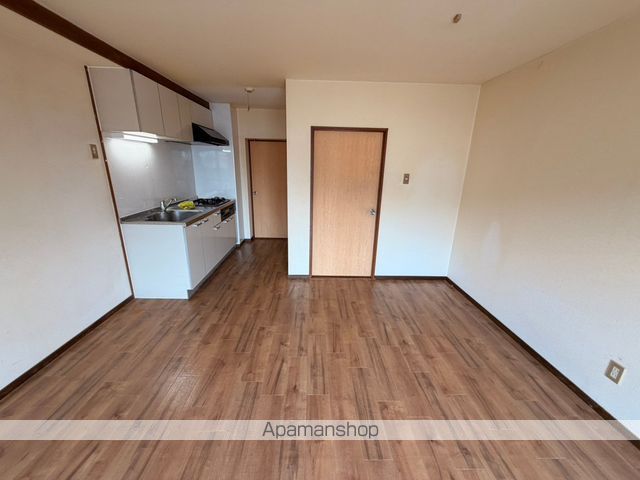 ハイツリバーサイドの内装写真