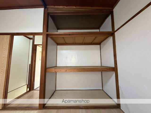 東新町連棟住宅の内装写真
