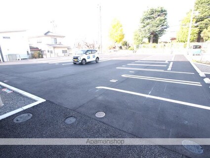 Ｇｒａｃｅ　Ｙａｍａ（グレイス　ヤマ）[1LDK/42.93m2]の駐車場2