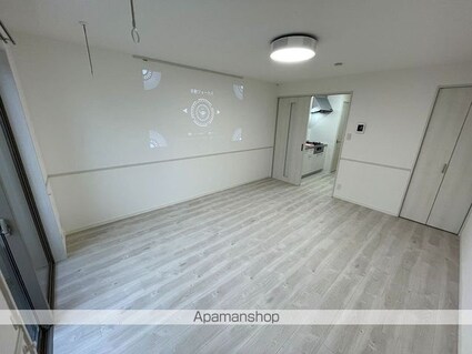 ＤＥ　ＤＯＭＯ　ＧＥＭＩＮＯＳ　２ｎｄ[1K/33m2]の内装2