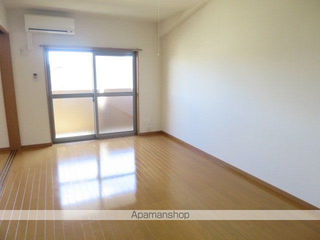 PROMENADE彩の内装写真