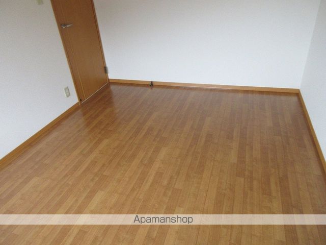グランドキャッスルGOMI Eの内装写真
