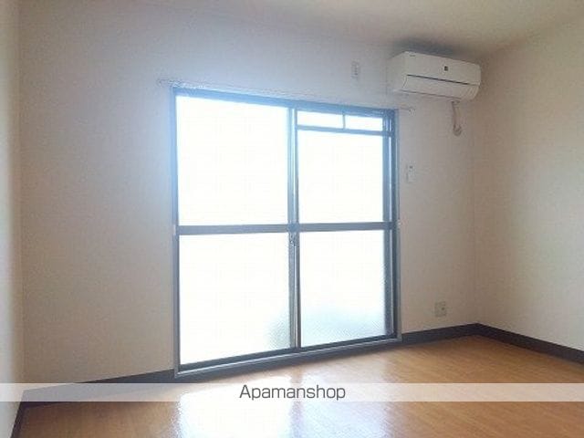 マンションエメロードの内装写真